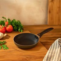 Set 4 Pezzi Salva Padelle In Pvc Proteggi Pentole Graffi Urti Separatori Cucina Pentole Tappetini Sottopentola Divisori Colorati Antigraffio Prodotto Italiano 18 cm