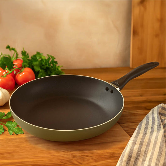 Set 4 Pezzi Salva Padelle In Pvc Proteggi Pentole Graffi Urti Separatori Cucina Pentole Tappetini Sottopentola Divisori Colorati Antigraffio Prodotto Italiano 30 Cm