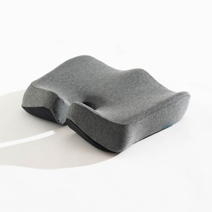 Cuscino Ergonomico in Memory Foam 47x41x12 cm Seduta Ortopedica per Sedia da Ufficio e Meditazione Supporto Antidolore per Schiena, Coccige e Postura, con Rivestimento Traspirante Rimovibile