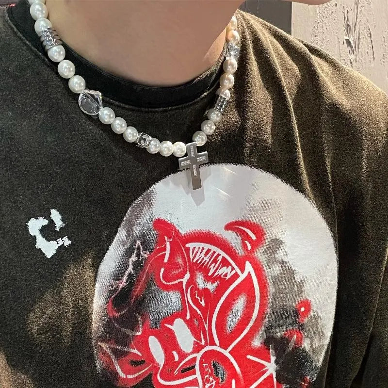 Collana vintage barocca con croce di perle fatta a mano, regalo di Natale o di compleanno.