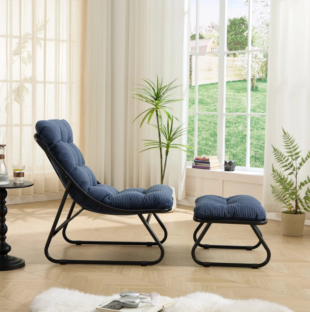 Poltrona lounge da esterno con ottomano; struttura in acciaio; blu navy