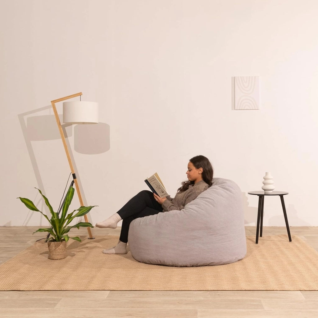 Pouf Poltrona Sacco in Velluto a Coste Larghe - Morbido e Confortevole - Imbottitura in Schiuma, Ottimo Supporto per la Schiena - Pouf Divano Gigante (100 cm, Grigio Chiaro)