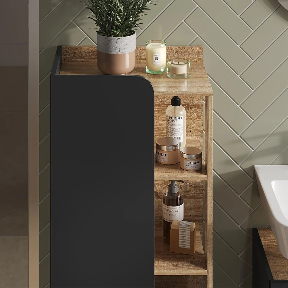 Mobiletto midi Karen, Sonoma/antracite, 50 x 128 cm con porta e vani aperti, per la conservazione di articoli da bagno e asciugamani