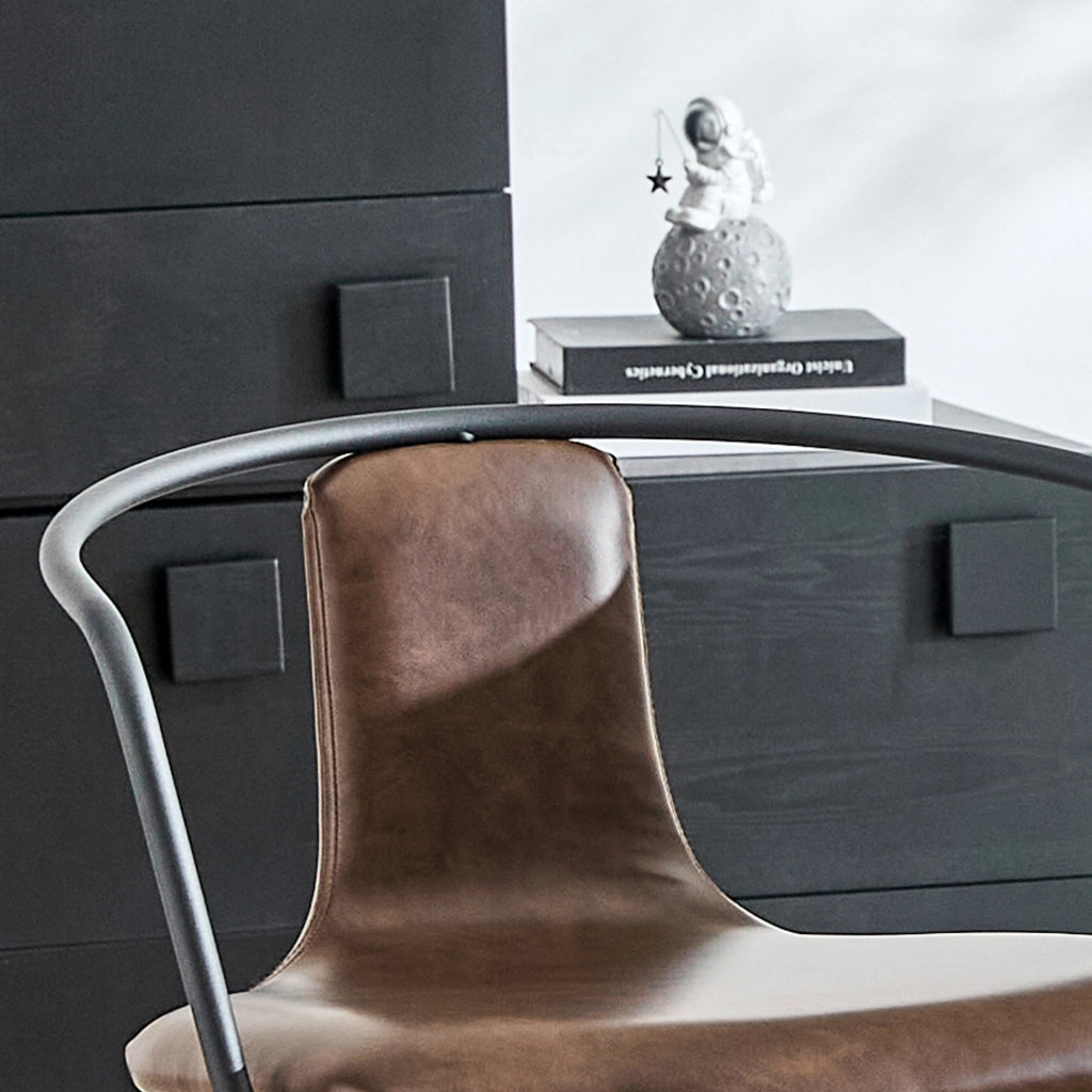 Sgabello da Bar Set da 2 con Braccioli, Schienale Ergonomico e Poggiapiedi, in Legno, Marrone