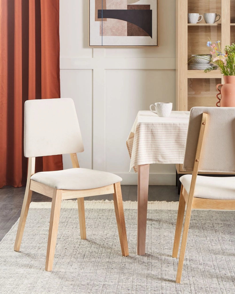 Set di 2 sedie da pranzo imbottite con schienale e seduta imbottiti in legno scuro e beige chiaro elegante e chic