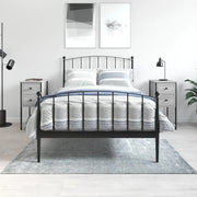 Comodini 2 pz-Set di 2 Tavolino da notte Grigio Sonoma 32x42x70 cm in Legno Multistrato