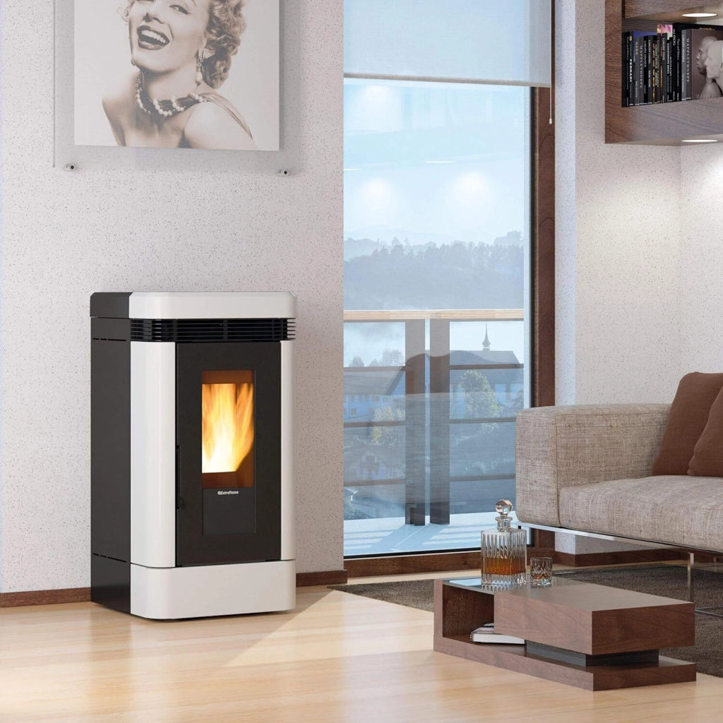 Extraflame LUCIA Plus Stufa a Pellet Canalizzata Libera Installazione 12kW Bianco