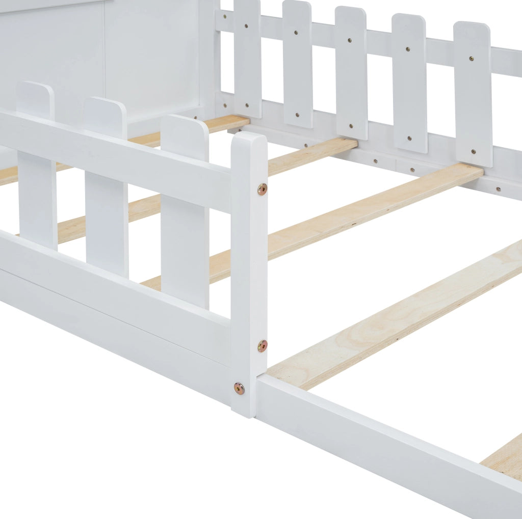 Letto per bambini 90x200 cm a forma di casetta; in pino e MDF; bianco
