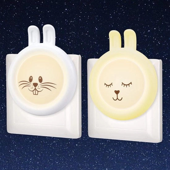 Lampada da Notte con Presa - Lampade da Notte Senza Filo - Lampada da Notte per Camera da Bambino - Lampada da Notte - Sensore di Luce di Giorno e Notte - Bambini e Bambini - Lampada - Presa - Regolabile