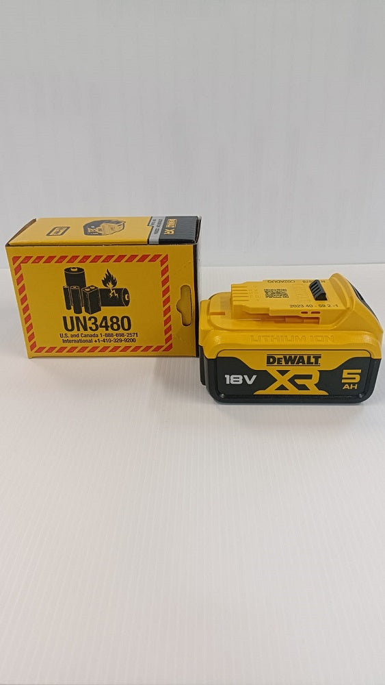 DeWalt  2 Batterie agli ioni di litio XR da 5,0 Ah, 18 V con caricatore caricabatteria DCB115 DCB184