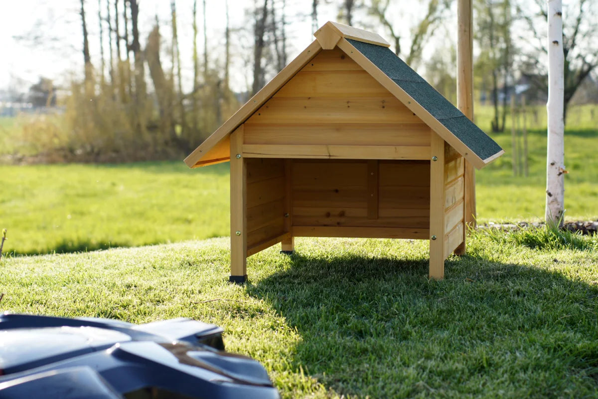 Garage per robot tagliaerba, in legno massello, tetto spiovente