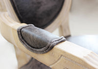 POLTRONA CONSTANCE IN ECOPELLE NERA DAL DESIGN VINTAGE