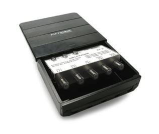 AMPLIFICATORE TV DA ESTERNO CON 3 INGRESSI E 2 USCITE