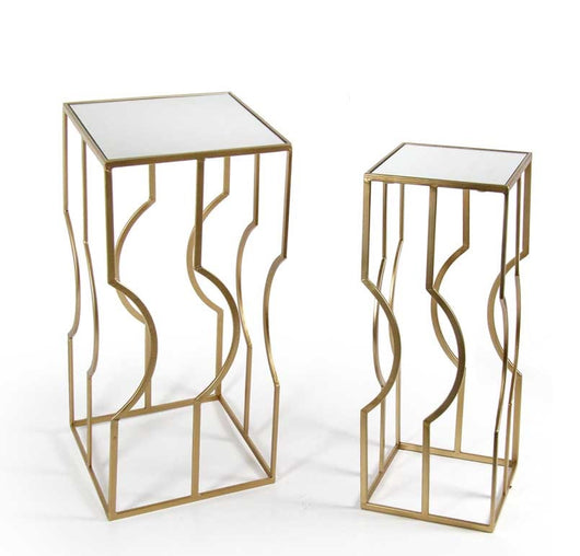 SET 2 TAVOLINI IN METALLO CON FORMA MODERAN QUADRATA IN COLORE ORO