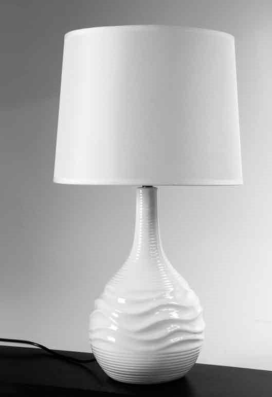 LAMPADA DA TAVOLO IN CERAMICA CON BASE ONDULATA 34X34X H72 CM BIANCA