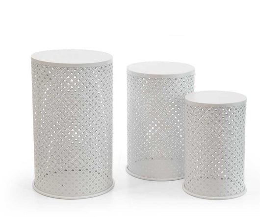 TRIS DI TAVOLINI DA ARREDO TONDI IN METALLO BIANCO IN DIFFERENTI MISURE