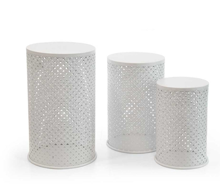 TRIS DI TAVOLINI DA ARREDO TONDI IN METALLO BIANCO IN DIFFERENTI MISURE