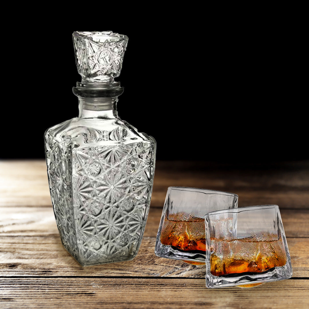 SET BOTTIGLIA DIAMOND IN VETRO DA 1 LITRO CON 2 BICCHIERI DA LIQUORE ROYAL CAPIENZA 150 ML