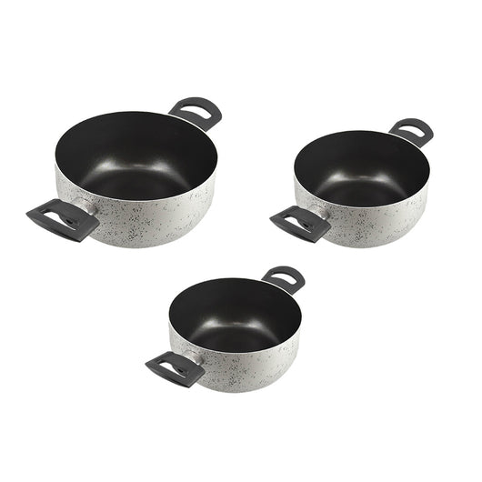 MA MAISON TRIS CASSERUOLE Ø 18 - Ø 22 - Ø 26 CON 2 MANICI LINEA ALESSIA SPESSORE 1.60 MM ANTIADERENTE E ANTIGRAFFIO IN ALLUMINIO