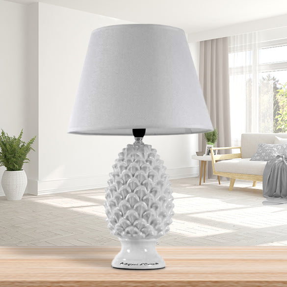 LAMPADA LUMETTO CON DESIGN A PIGNA CON BASE IN COLORE BIANCO 36 CM