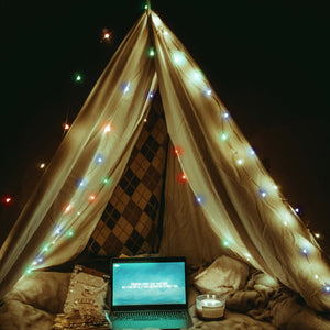 HIGH-TECH NATALE TENDA  LUMINOSA 160 LED MULTICOLOR MT 2X2 - 8 GIOCHI DI LUCE CAVO TRASPARENTE DA 5 MT 8 STRINGHE