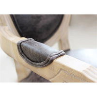 POLTRONA CONSTANCE IN ECOPELLE NERA DAL DESIGN VINTAGE