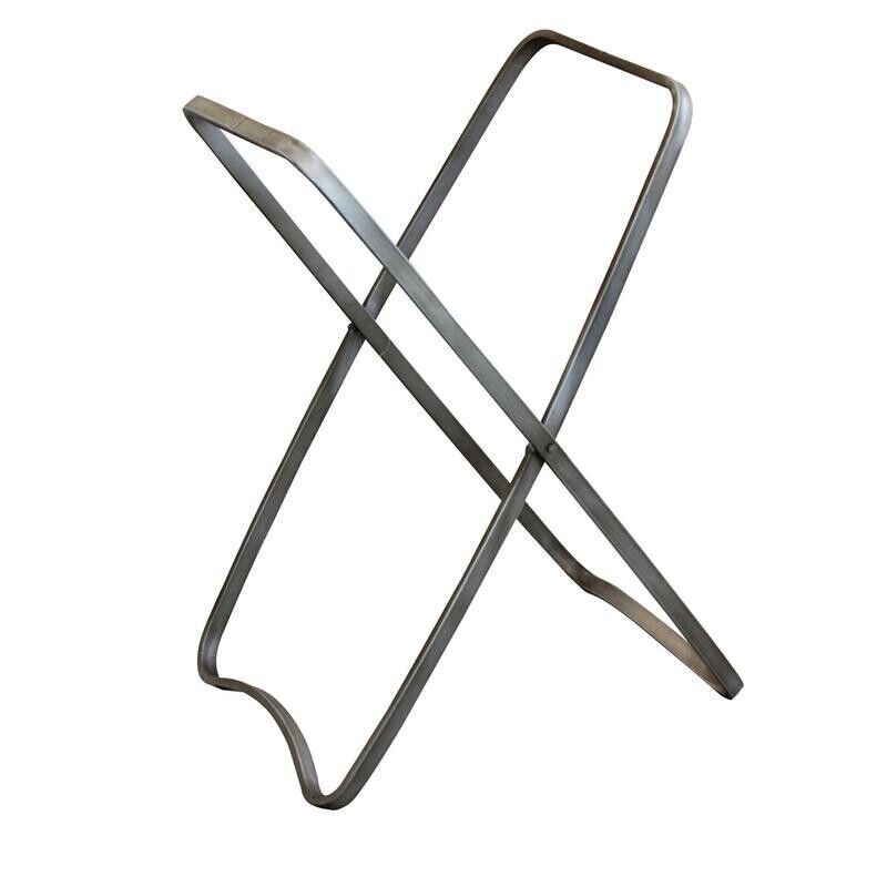 CESTA PORTA BIANCHERIA GILBERT IN TESSUTO BIANCO E STRUTTURA IN FERRO