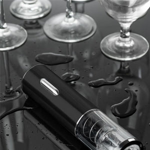 CAVATAPPI ELETTRICO PER UN'APERTURA VELOCE DELLE BOTTIGLIE