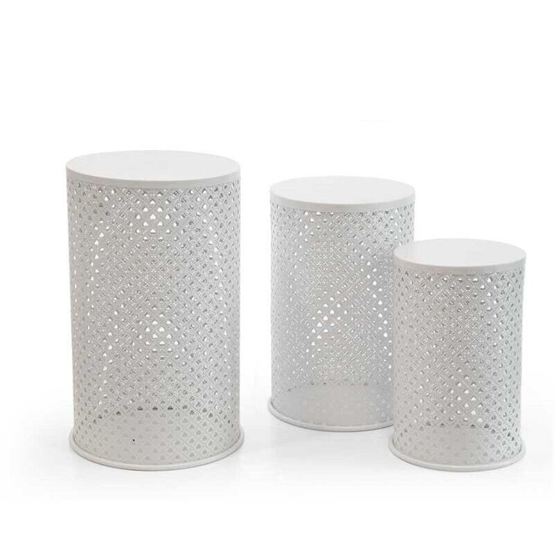 TRIS DI TAVOLINI DA ARREDO TONDI IN METALLO BIANCO IN DIFFERENTI MISURE