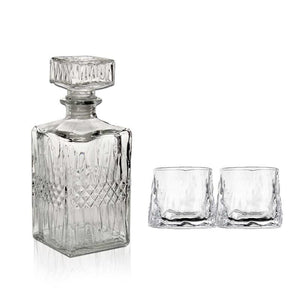 SET BOTTIGLIA CUBO IN VETRO DA 1 LITRO CON 2 BICCHIERI DA LIQUORE ROYAL CAPIENZA 150 ML