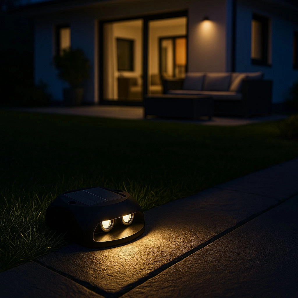 Faretto Segnapasso Solare LED 3000K, IP54, Autonomia 10h, Facile Installazione, Ideale per Giardino, Aiuole, Vialetti e Scale, Luce Accogliente e Sicura