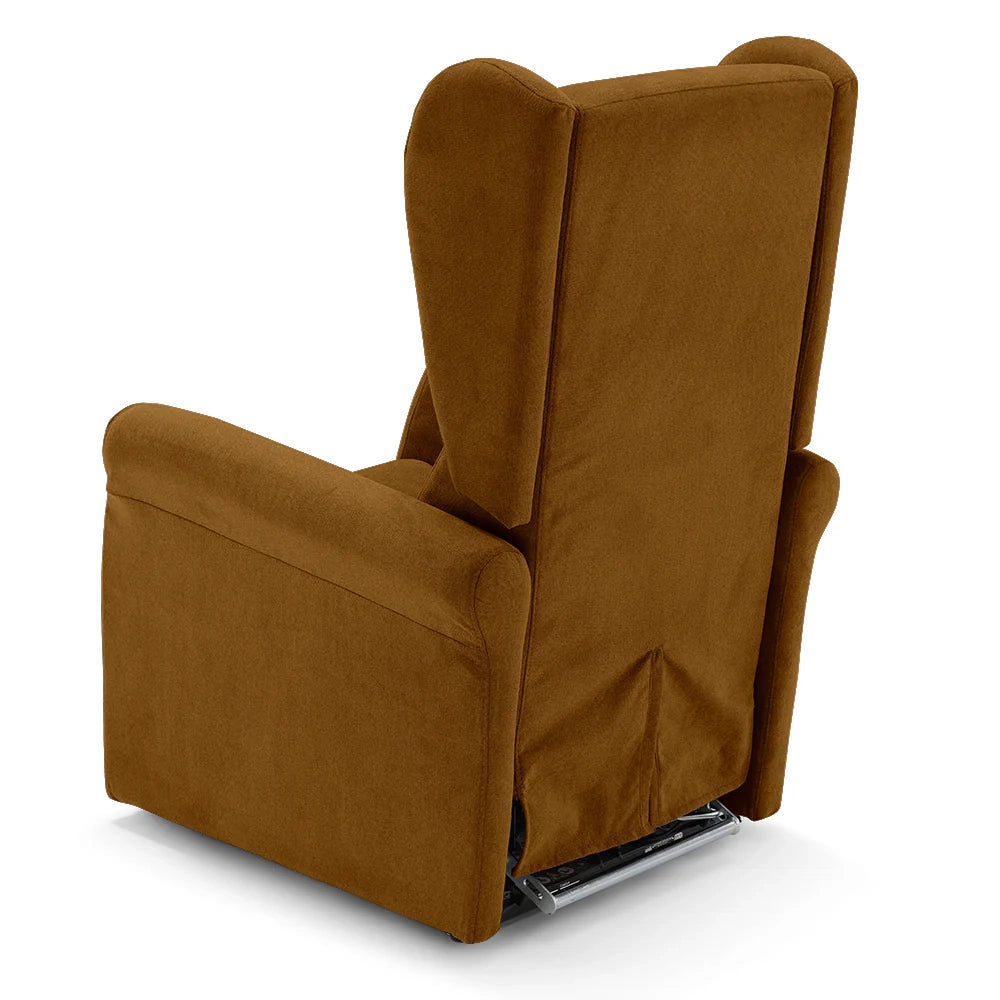 Poltrona relax elettrica PISA MADE IN ITALY per anziani e disabili, 2 motori, 4 ruote, Kit Batteria, reclinazione e alzapersona, Tessuto Antimacchia, colore Mango