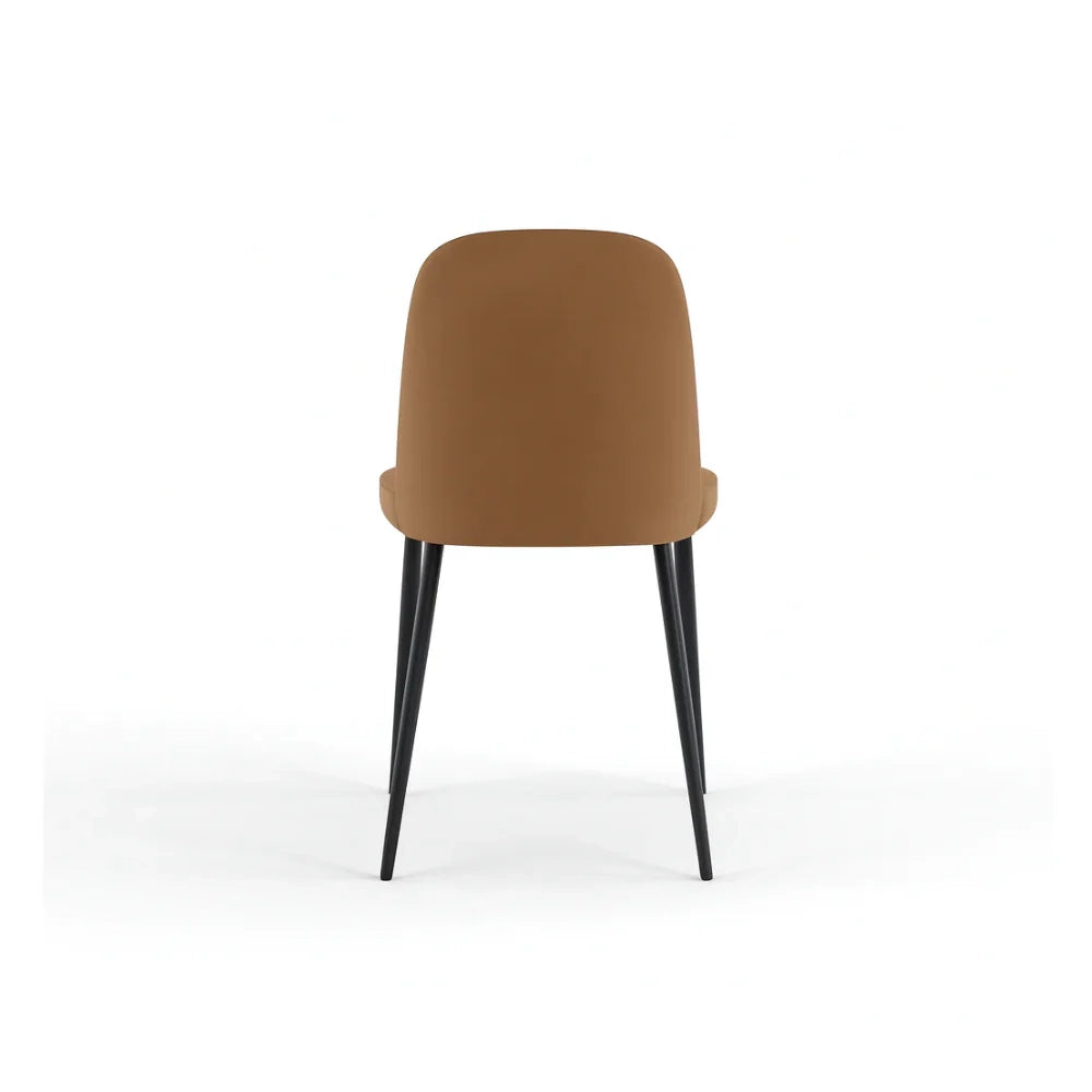 Set di 4 sedie da pranzo imbottite in tessuto soft touch effetto velluto caramello Gaelia con struttura in metallo facili da pulire | Duzzle