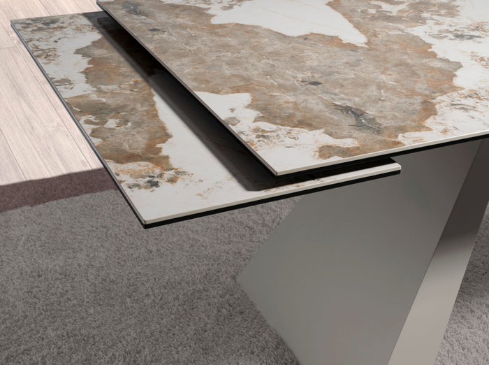 Tavolo da pranzo rettangolare allungabile in marmo porcellanato e acciaio grigio tortora