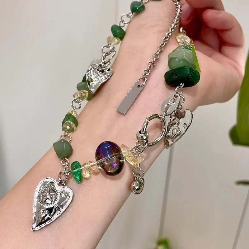 Collana fatta a mano con ciottoli verdi e cristalli, regalo di Natale per donna