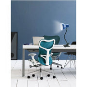 Trade Shop - Lampada Snodabile Da Scrivania Luce Tavolo Braccio Flessibile Orientabile Pinza - Blu