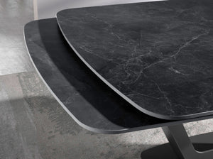 Tavolo da pranzo allungabile barile ovale marmo porcellanato e acciaio nero