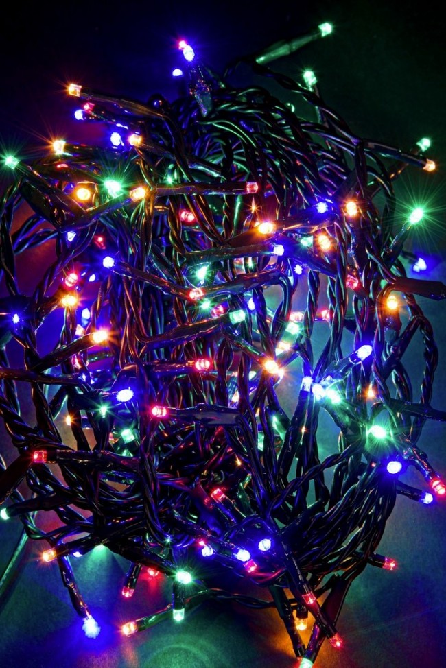 Luci Natale 500 LED Multicolore, Filo Verde 3mm, IP44 (6 Pezzi)