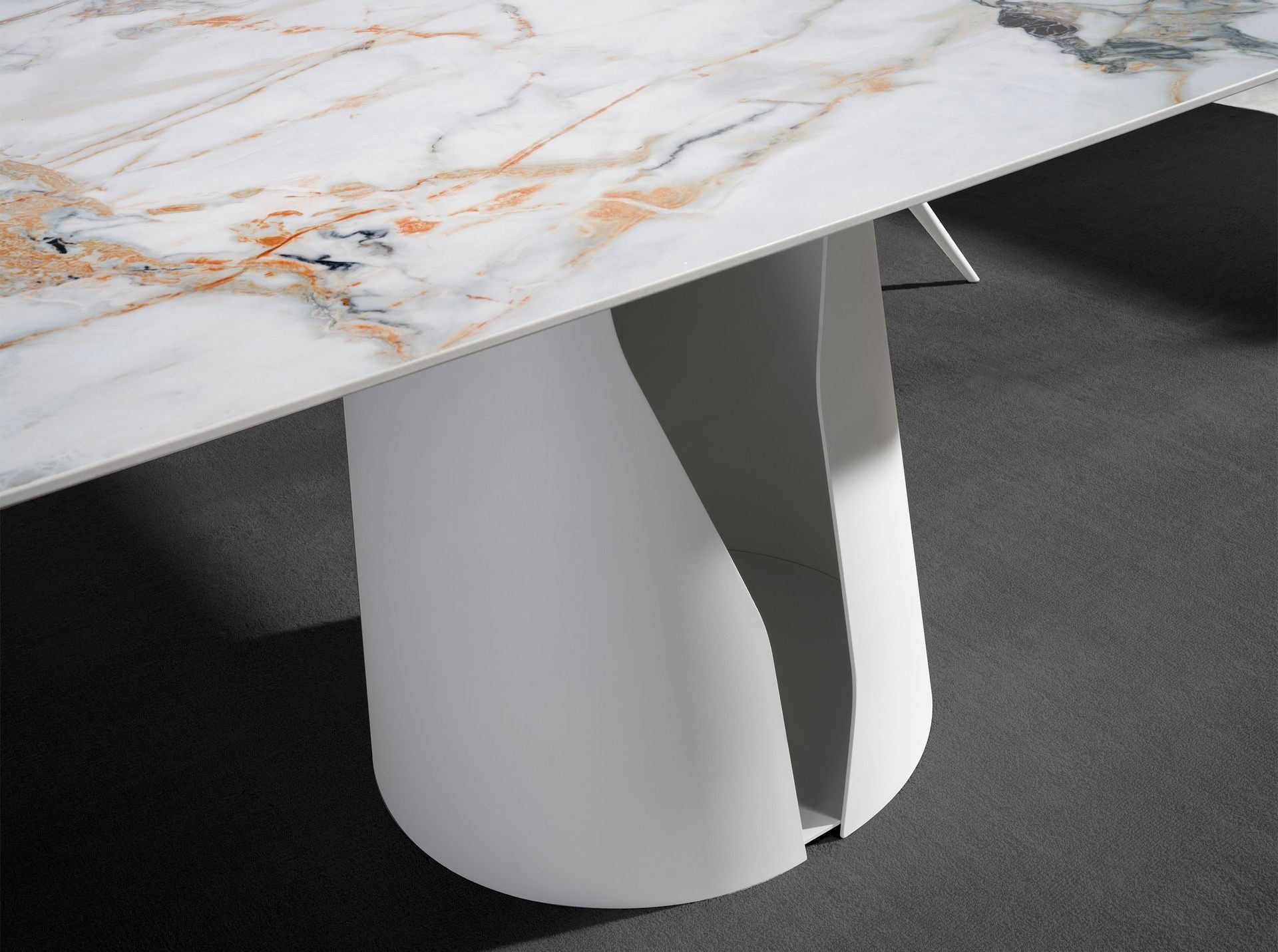 Tavolo da pranzo barile ovale marmo porcellanato e acciaio bianco