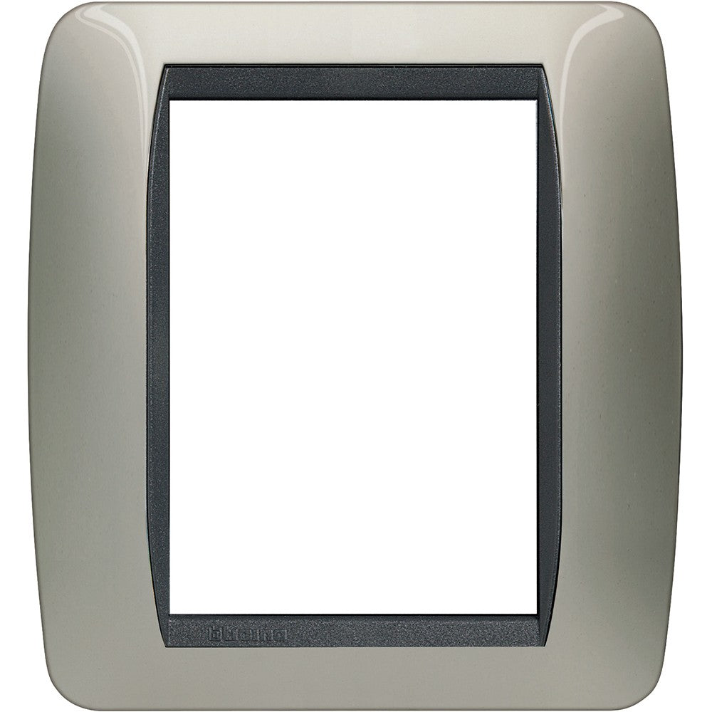 Living Int. - Placca 3+3 posti titanio - L4826TC