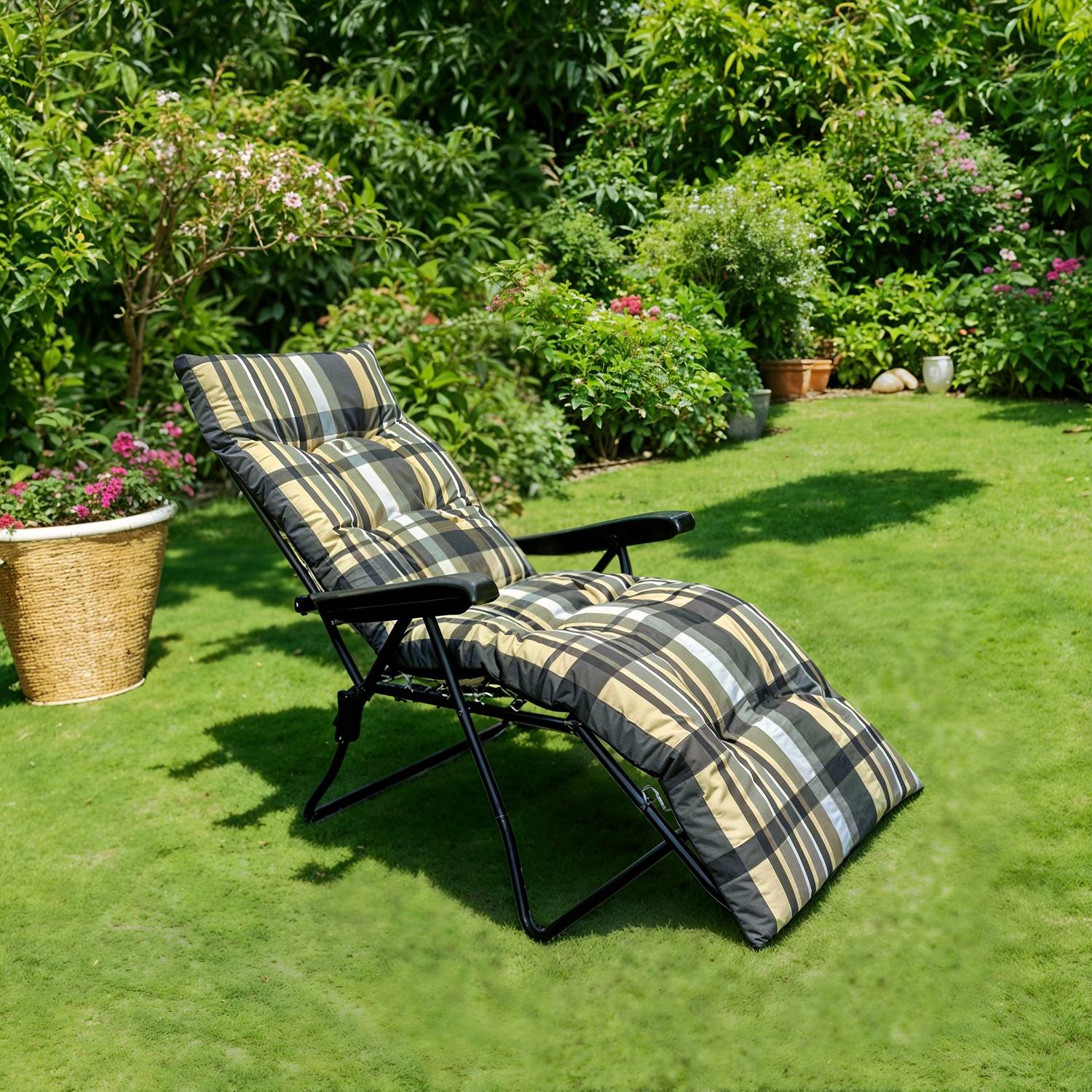 Marvin Sdraio da Giardino con Poggiapiedi Reclinabile Regolabile in 6 Posizioni Flock Poltrona co GRIGIO/AVORIO SCOZZESE