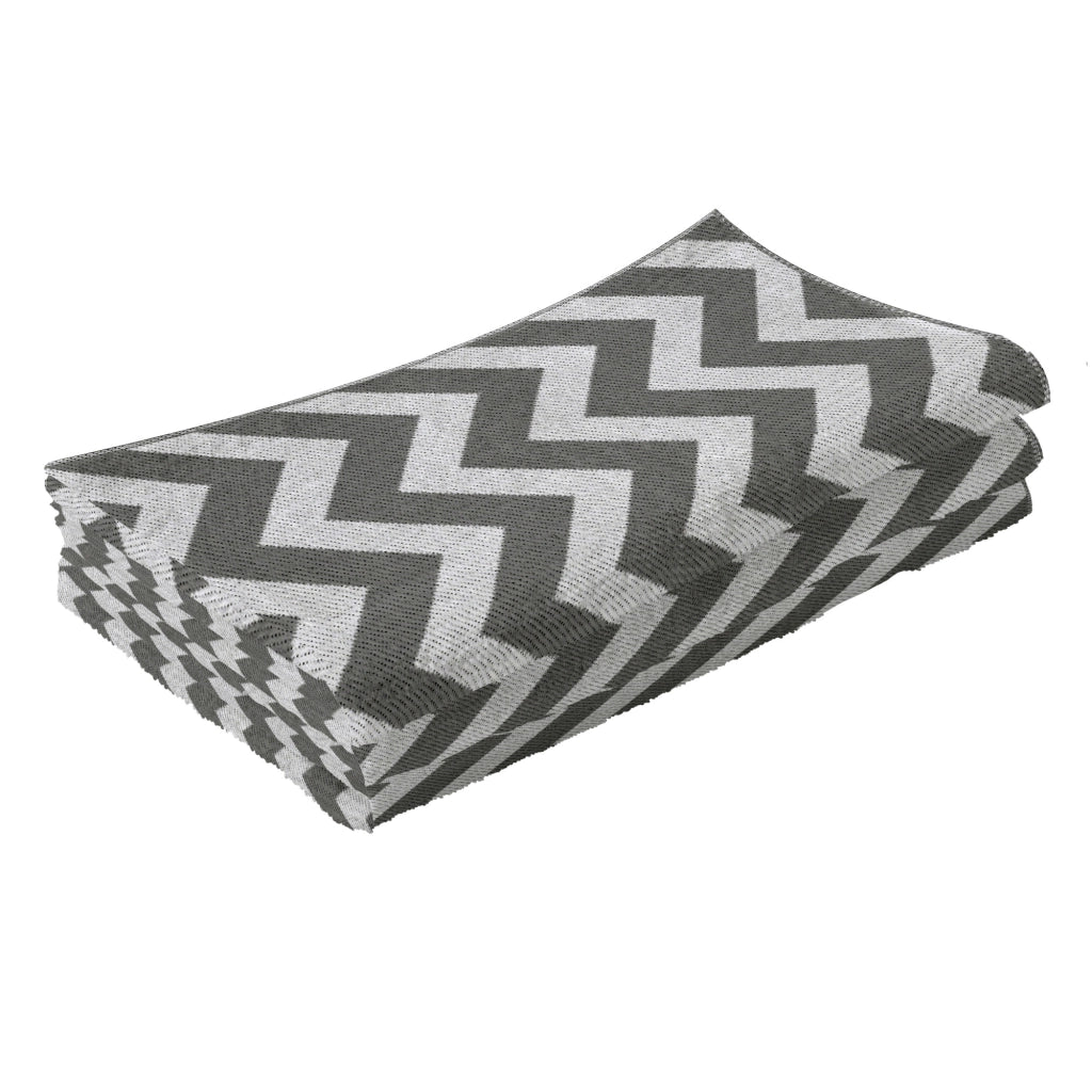 Tappeto da esterno reversibile in polipropilene 121x182 cm grigio chiaro per balcone, campeggio e picnic