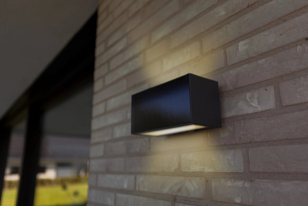 Applique esterna LED 9W 3000K ibrida solare INKA Lutec