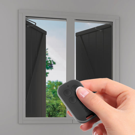 Automazione per Persiane a Battente Avidsen OPEN-W – Motorizzazione elettrica per 1 o 2 ante, con telecomando wireless 114600