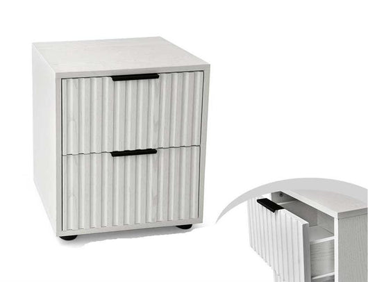 COMODINO IN LEGNO CON 2 CASSETTI STILE RIGATO E 2 MANIGLIE 40X30X45 CM COLORE BIANCO IN TRUCIOLARE E MELAMINICO