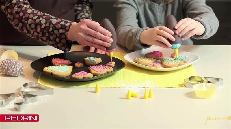 PEDRINI PENNA DECORATRICE DOLCI CON 6 BECCUCCI PER CAKE DESIGN 26X12X5 CM