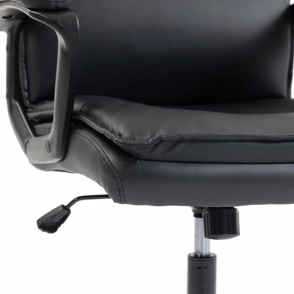 Sedia da ufficio ergonomica nera in PU con altezza regolabile e funzione inclinabile