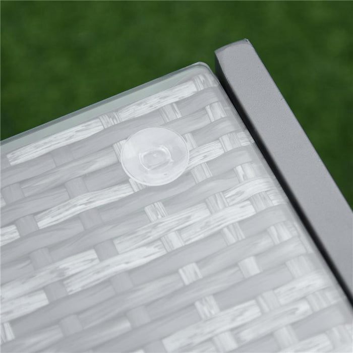 TAVOLINO DA ESTERNO CON STRUTTURA IN ALLUMINIO E PE RATTAN OIANO IN VETRO GRIGIO