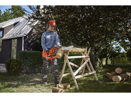 Motosega a batteria Husqvarna 240i 36V barra 35cm batteria e carica inclusi