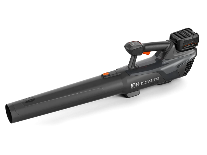 Soffiatore Husqvarna Aspire B8X-P4A con batteria 18V 4Ah e carica